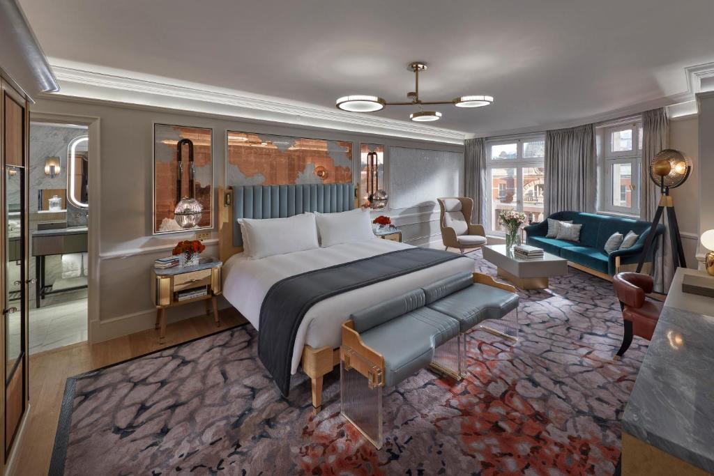 Picture of Mandarin Oriental Hyde Park, London Hotel in London